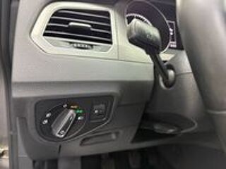 Golf Sportsvan 1.4 TSI 125 BlueMotion Technology Confortline 2014 occasion 69120 Vaulx-en-Velin