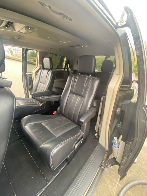 Lancia VOYAGER Voyager 2.8 Multijet II 163 ch Gold A 2012 occasion Villemeux-sur-Eure 28210
