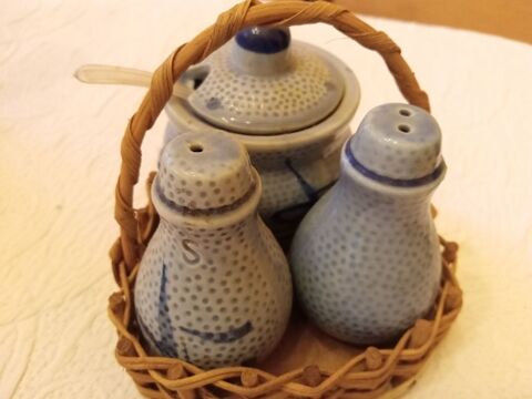 Service sel poivre moutarde en fa�ence bleue 5 Herblay (95)