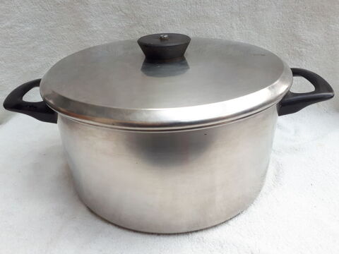 Faitout SITRAM en INOX 25 Montigny-Lencoup (77)