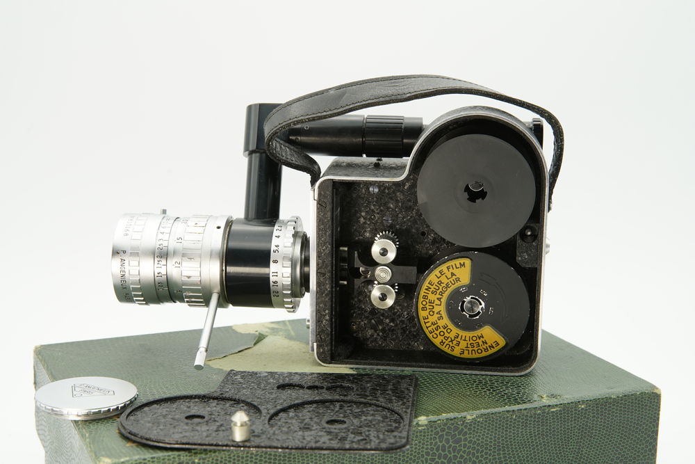 Camera 8mm L&eacute;v&ecirc;que LD8 Angenieux type K1 9-36mm modele zoom Photos/Video/TV