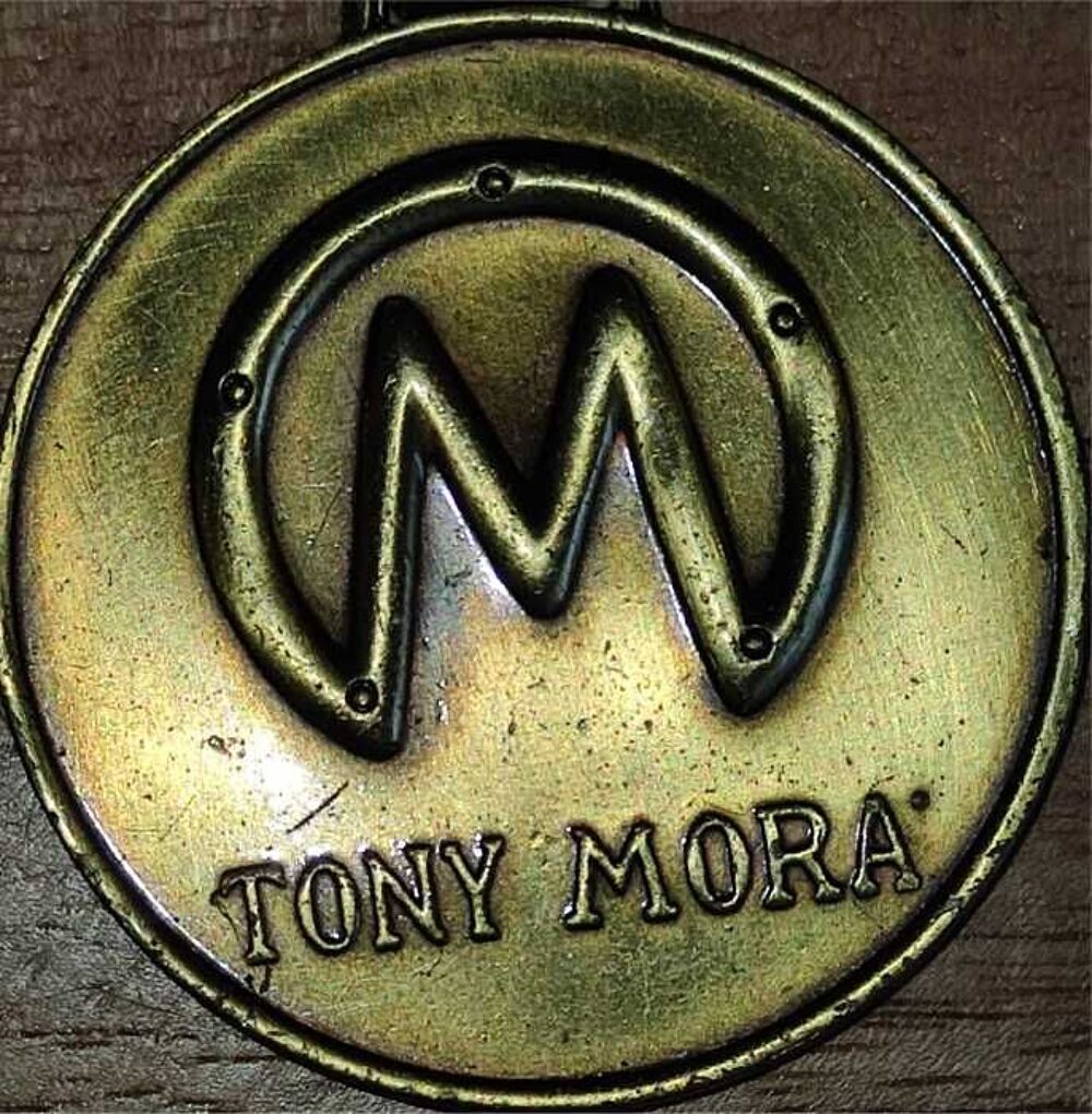 Porte-cl&eacute; Tony Mora 