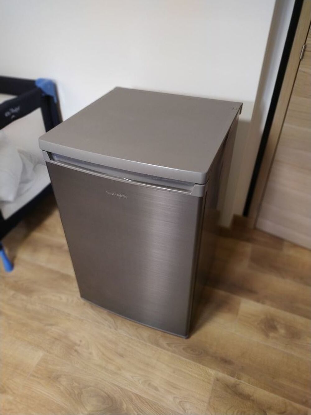 Mini r&eacute;frig&eacute;rateur THOMSON classe A
Electroménager