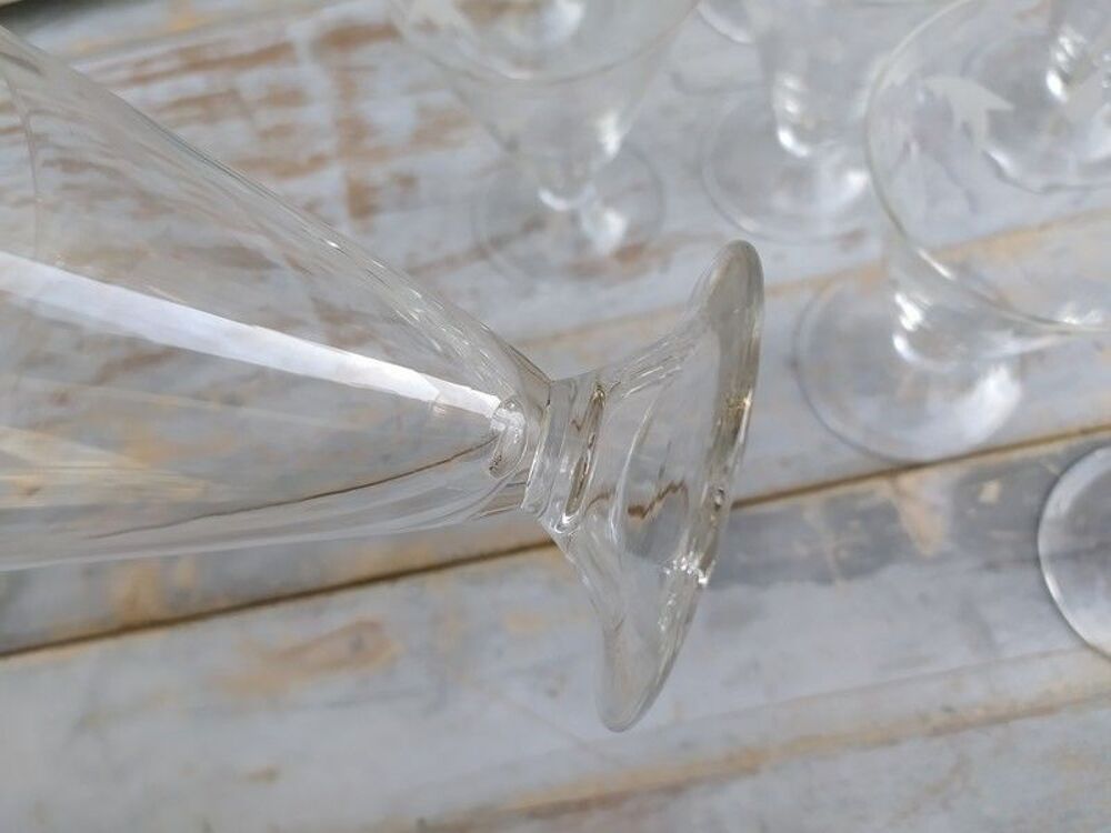 Verres Coniques Cristal Grav&eacute; Fleurs Vintage Décoration