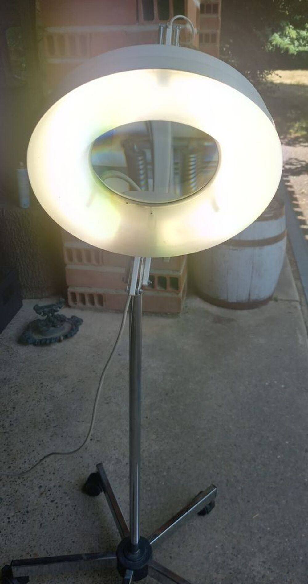 lampe grossissante sur pied Bricolage