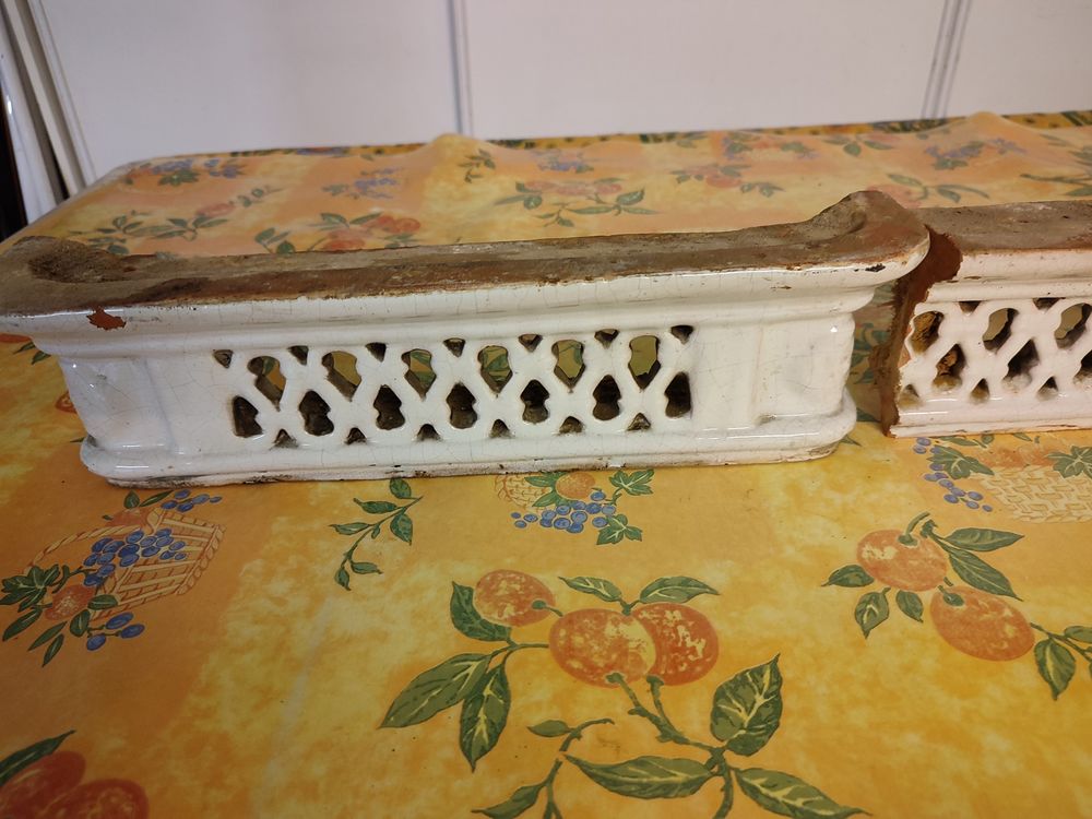 &eacute;l&eacute;ment de fourneau en faience Décoration