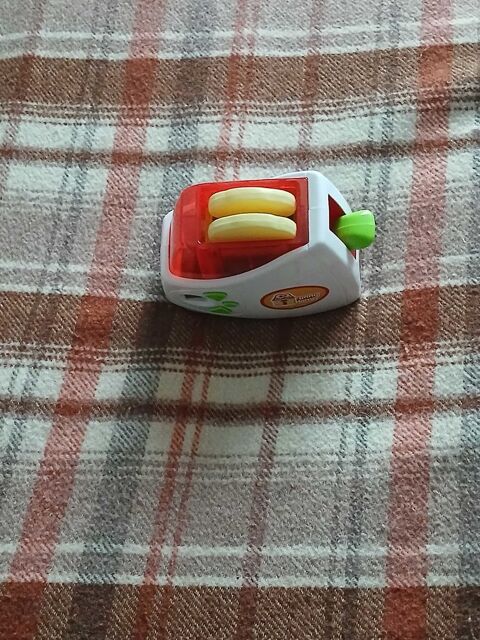 grille+pain+tr�s+bon+�tat+complet 8 Andance (07)