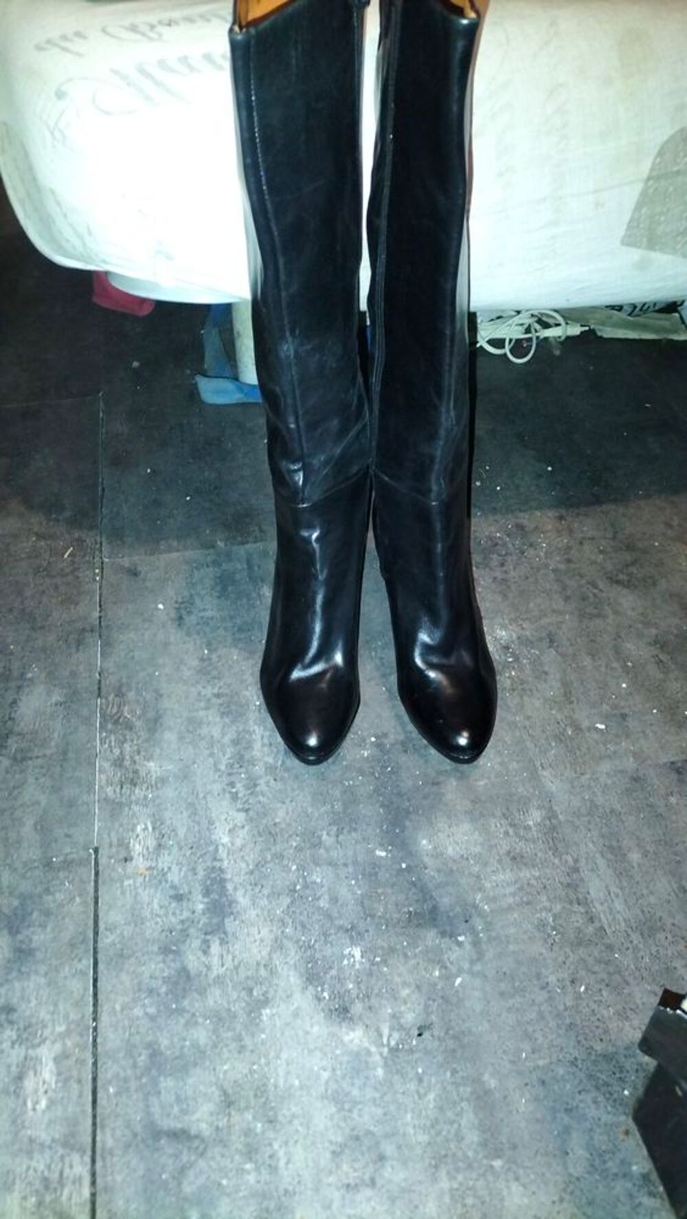 Bottes cuir v&eacute;ritable buffalo pointure 36 tr&egrave;s bon &eacute;tat Chaussures