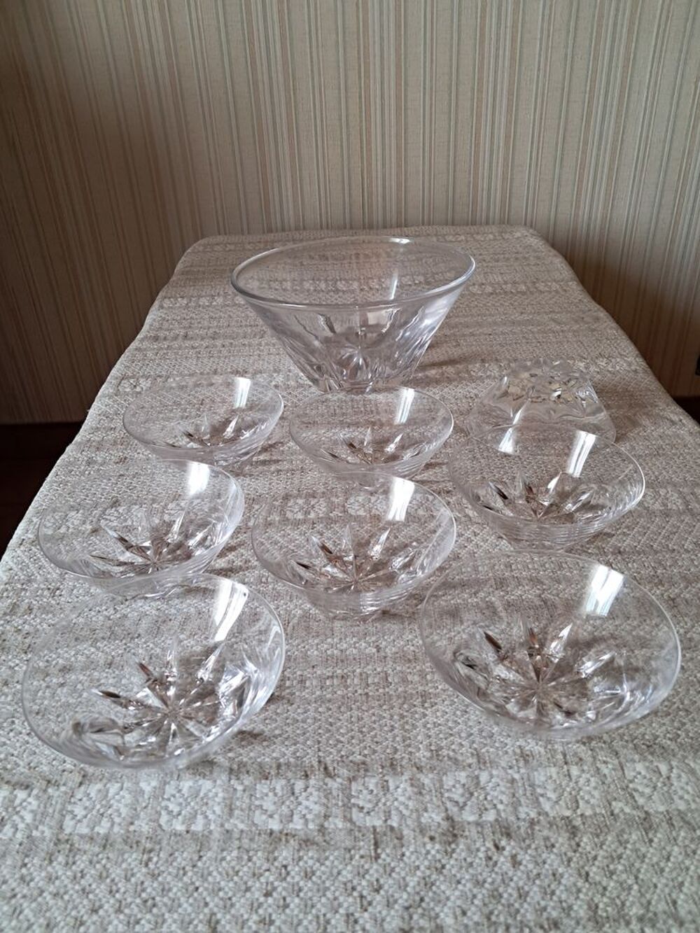 Ensemble 1 saladier et 8 coupelles en cristal Cuisine