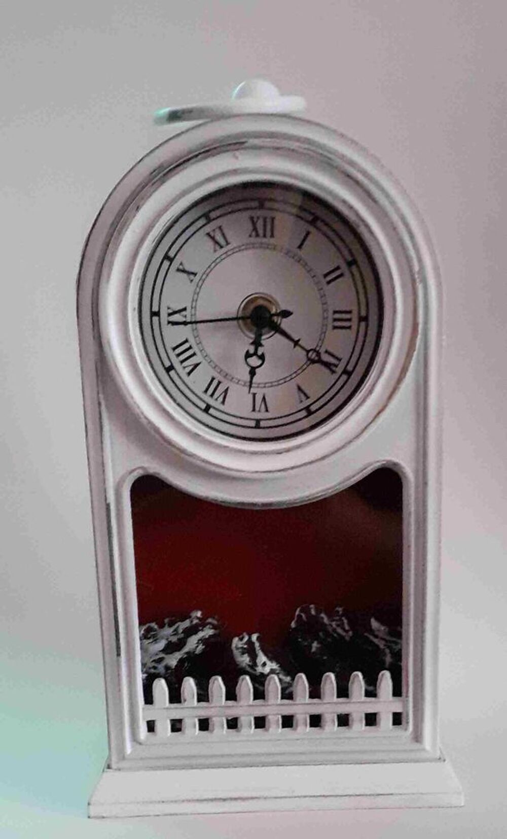 Horloge d&eacute;co avec effet chemin&eacute;e ? Lumi&egrave;re led ? Ambiance c Décoration