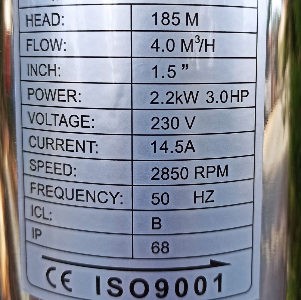 Pompe forage 220V 2200W hmax 185m NEUVE Bricolage