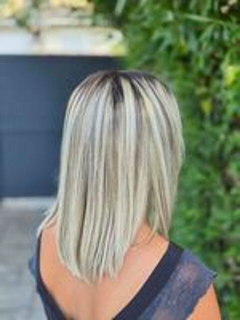   Coiffeuse à domicile  