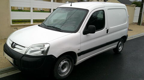 Annonce voiture Peugeot Partner 6000 €