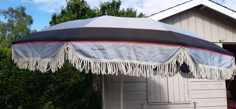 Parasol Pierre Cardin Louhans (71)