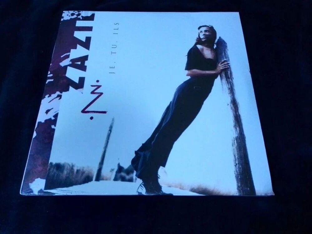 Zazie Rare Double LP Vinyle 33 Tours Couleur Violet Tir&eacute; A CD et vinyles