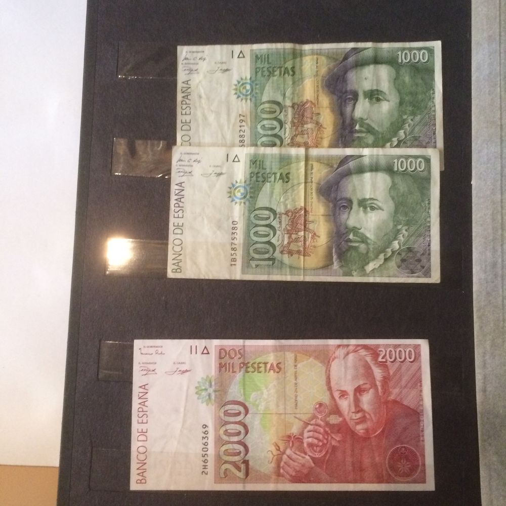 Lot de billets Espagnol.
