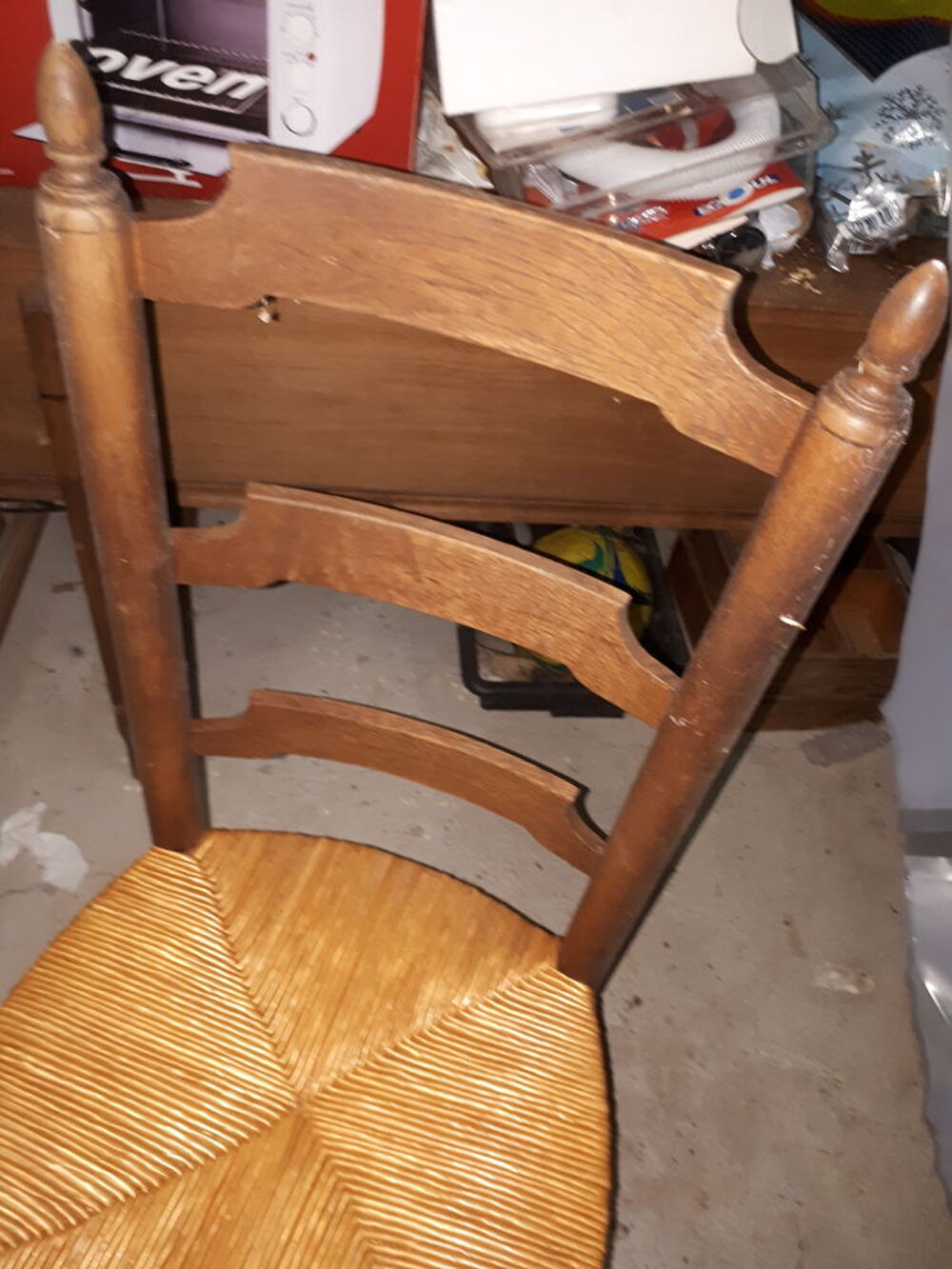 Chaise en bois assise paille Meubles