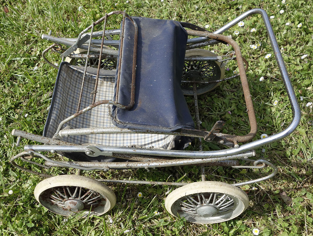 Poussette ancienne, pour collectionneur 