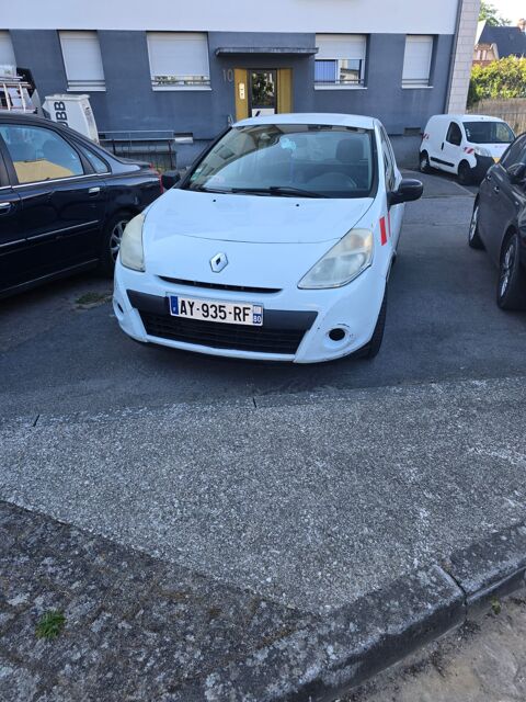 Renault clio iii SOCIETE DCI 70 115 G ECO2 AIR