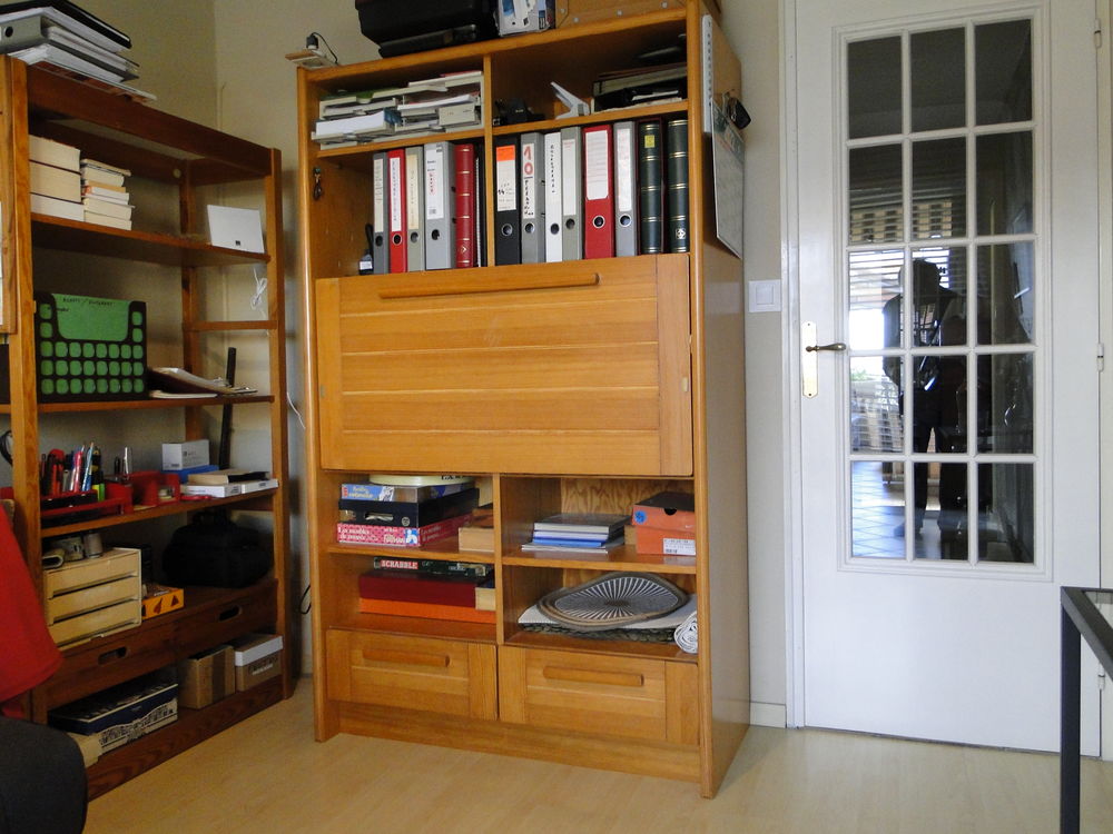 Bureau/secr&eacute;taire en pin Meubles
