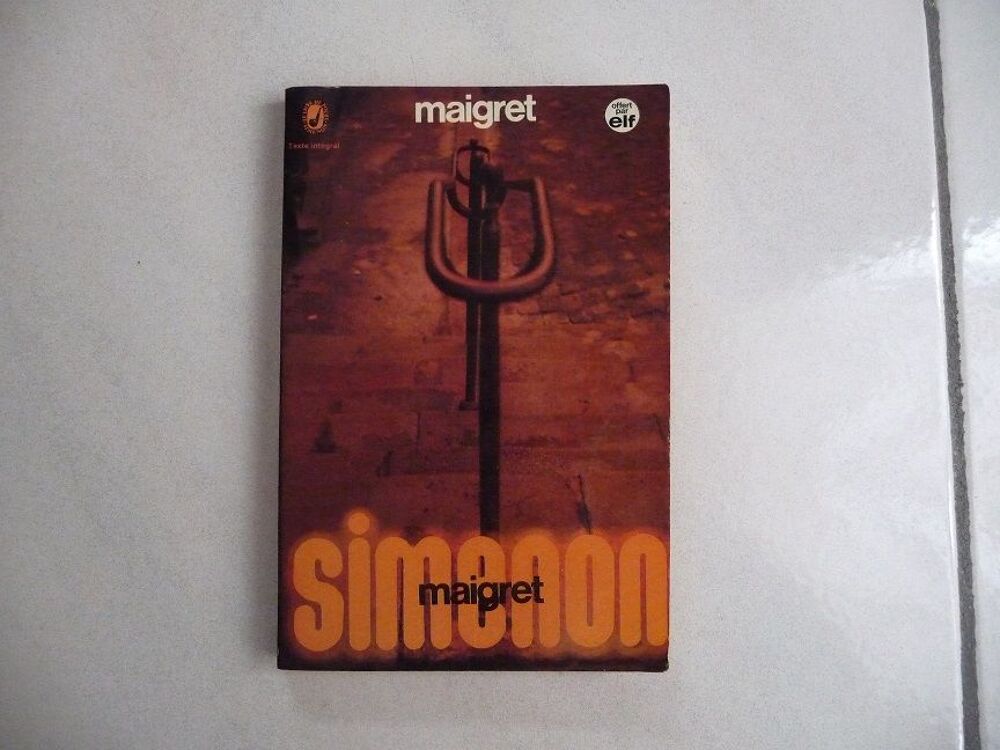 1 roman policier MAIGRET de Georges Simenon Livres et BD