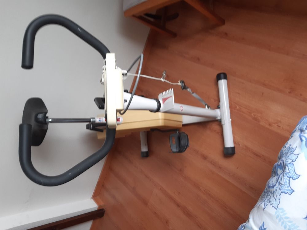 v&eacute;lo d appartement peu servi Vélos