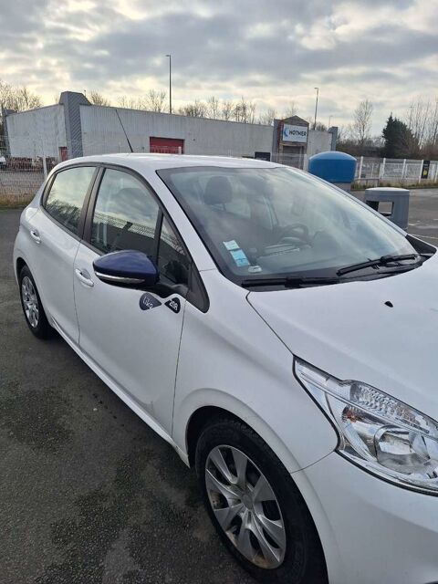 Peugeot 208 1.2 PureTech 68ch BVM5 Access 2017 occasion Fiennes 62132