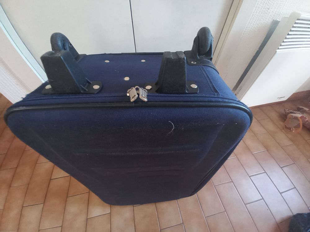 Valise "48"h, peut passer en bagage cabine Maroquinerie