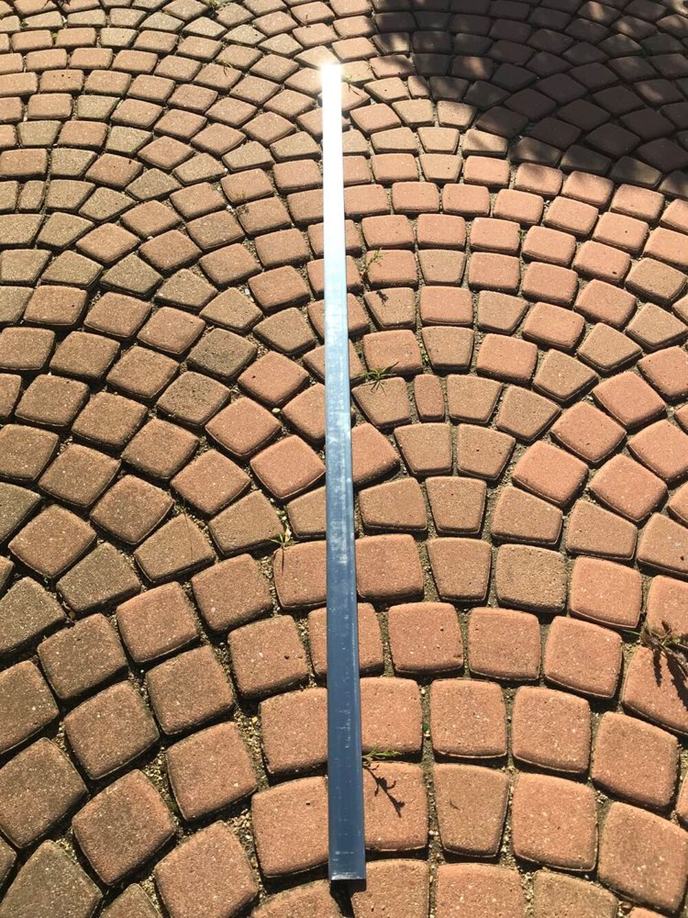 Lot de 20.00 m de coulisseaux plats zinc naturel soit 10 pi&egrave; Bricolage