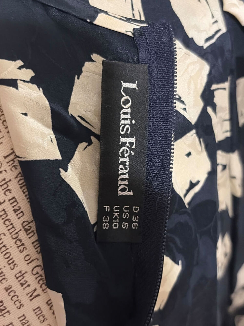 ? Robe vintage Louis F&eacute;raud ? 100 % soie ? Imprim&eacute;e Vêtements