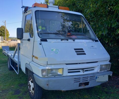 Renault Master MASTER FGN GENERIQUE L1H1 2.8t 2.5 dCi 100 1992 occasion Saint-Denis-du-Pin 17400