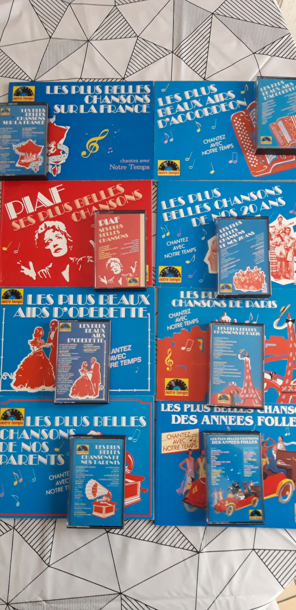 Collection livres et cassettes Notre Temps CD et vinyles