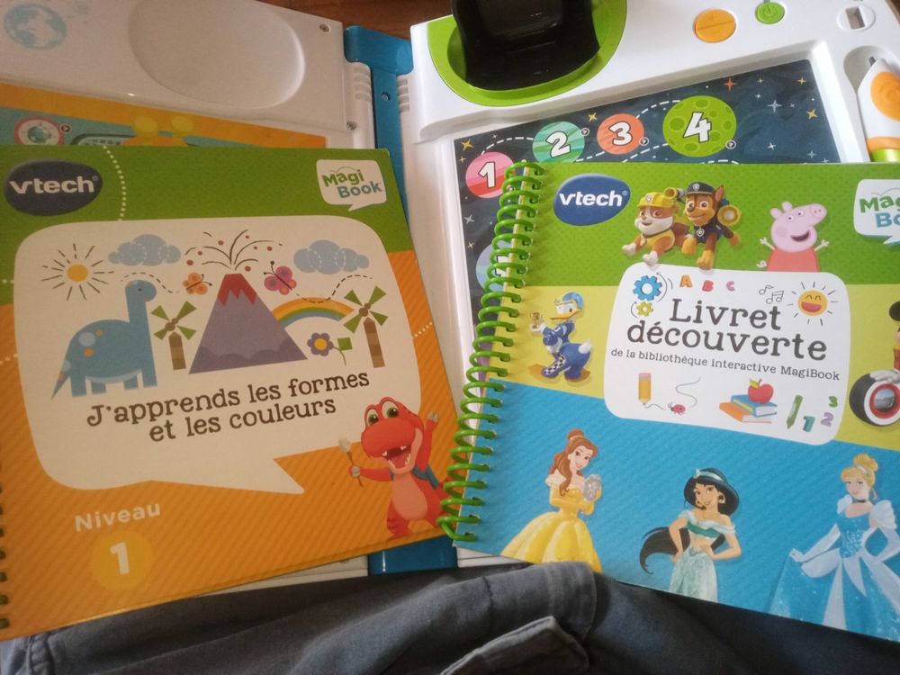Magic Book 3D Jeux / jouets