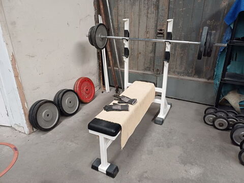 Banc à développé couché avec une barre diamètre 28mm ... 390 Tours (37)