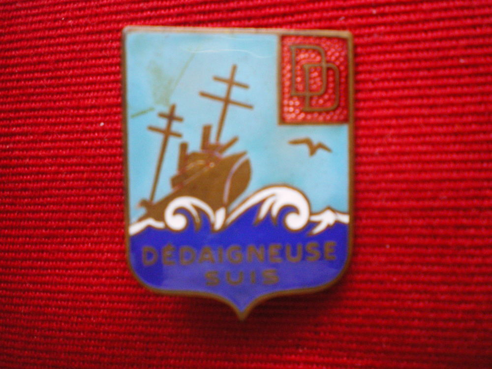 Insigne de Marine - Aviso D&eacute;daigneuse. 