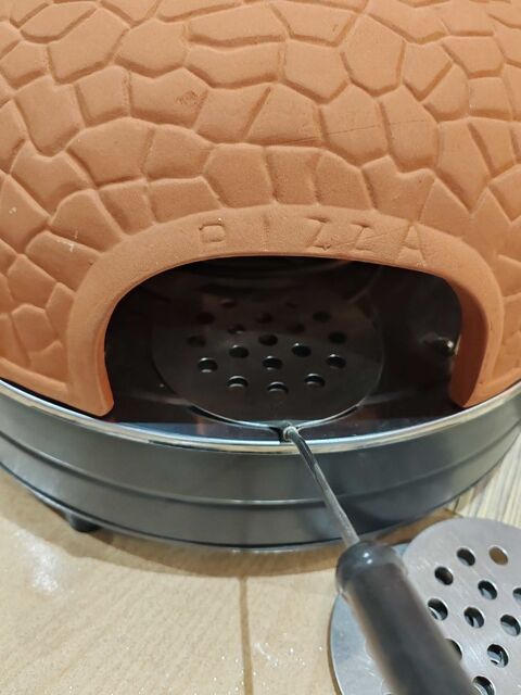 appareil a pizza 25 38470 T�che