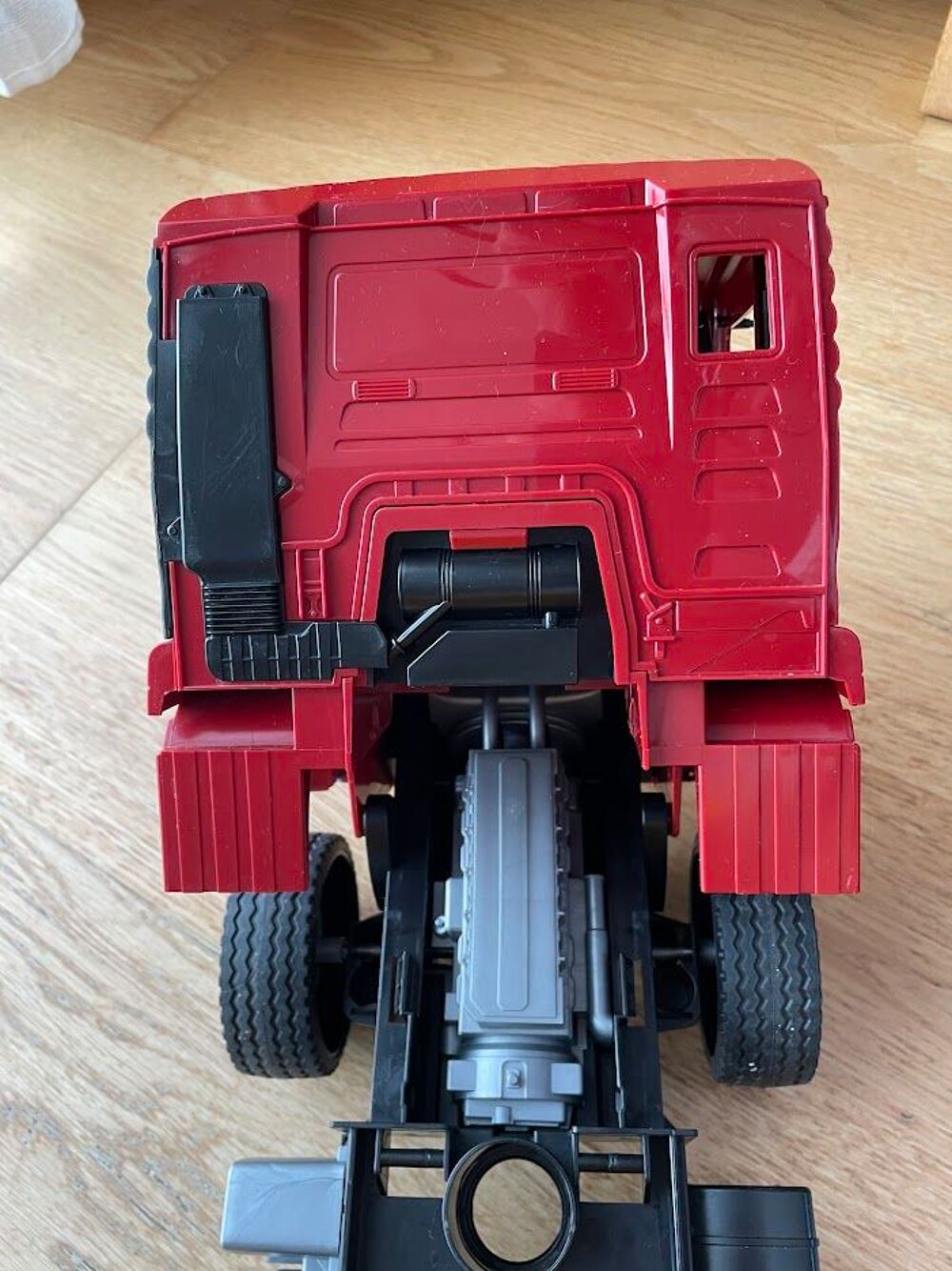Camion benne Bruder sur porteur MAN 
Jeux / jouets
