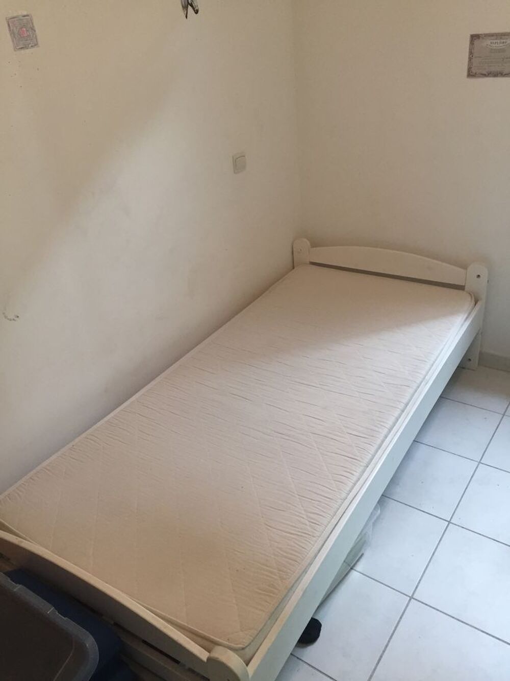 lit une place blanc Meubles