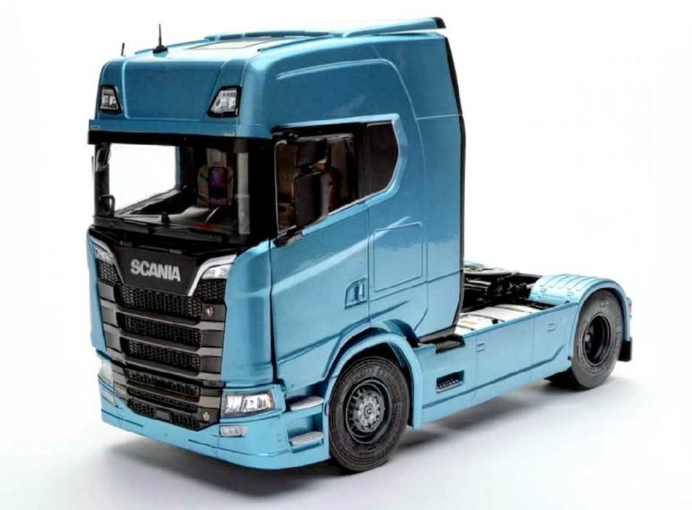 Camions et Remorques Solido au 1/24&egrave;me 