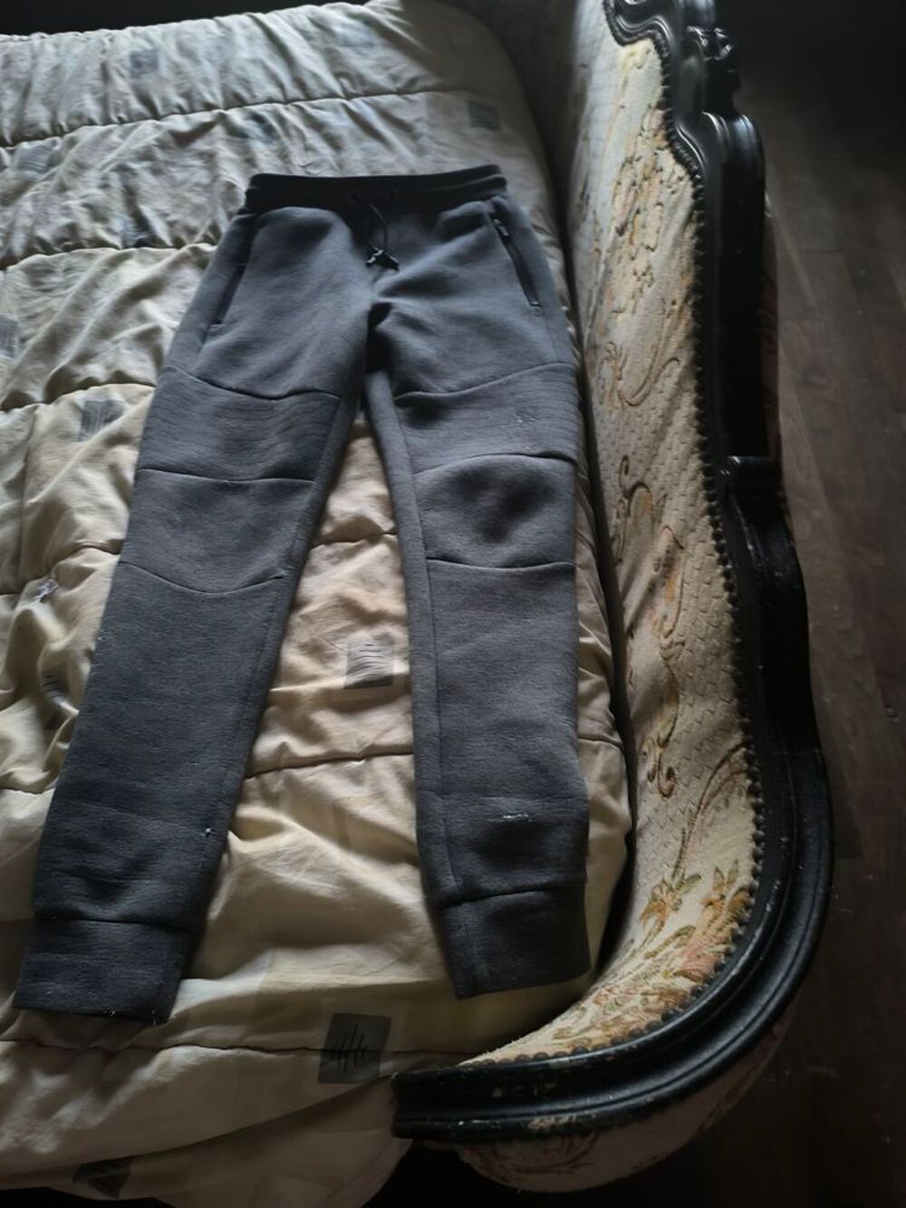 4€ bas de jogging taille 12 Vêtements enfants