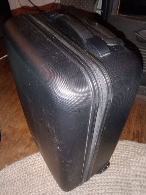 valise cabine noire à roulettes 20 Beauchamp (95)
