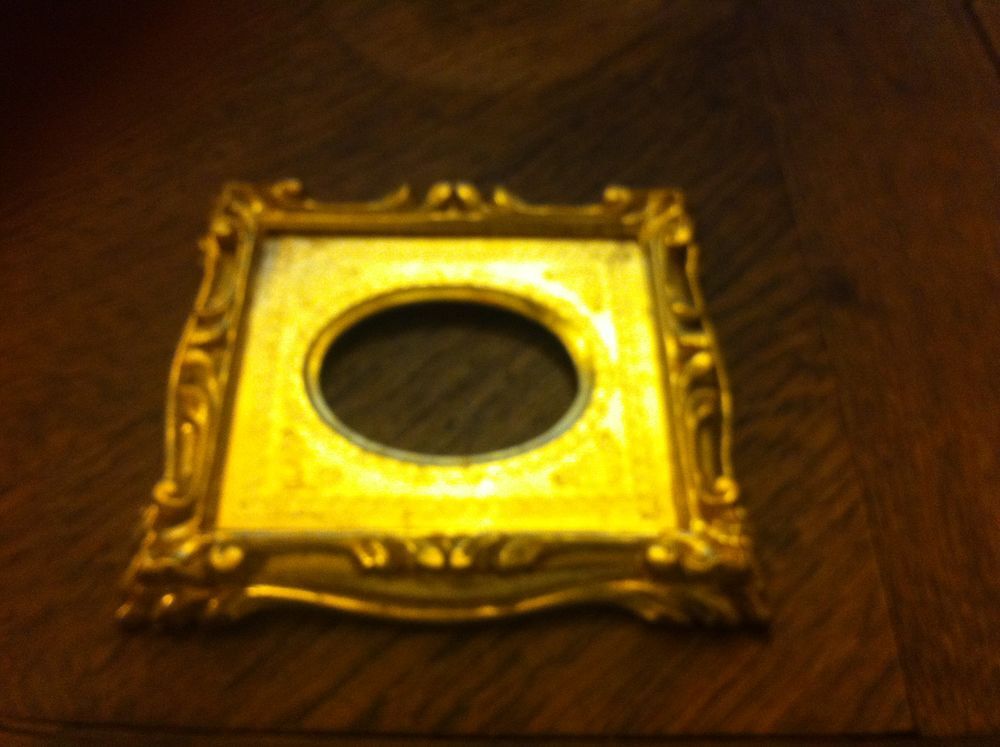Cadre dor&eacute; pour miniature - milieu du XX&egrave;me Décoration