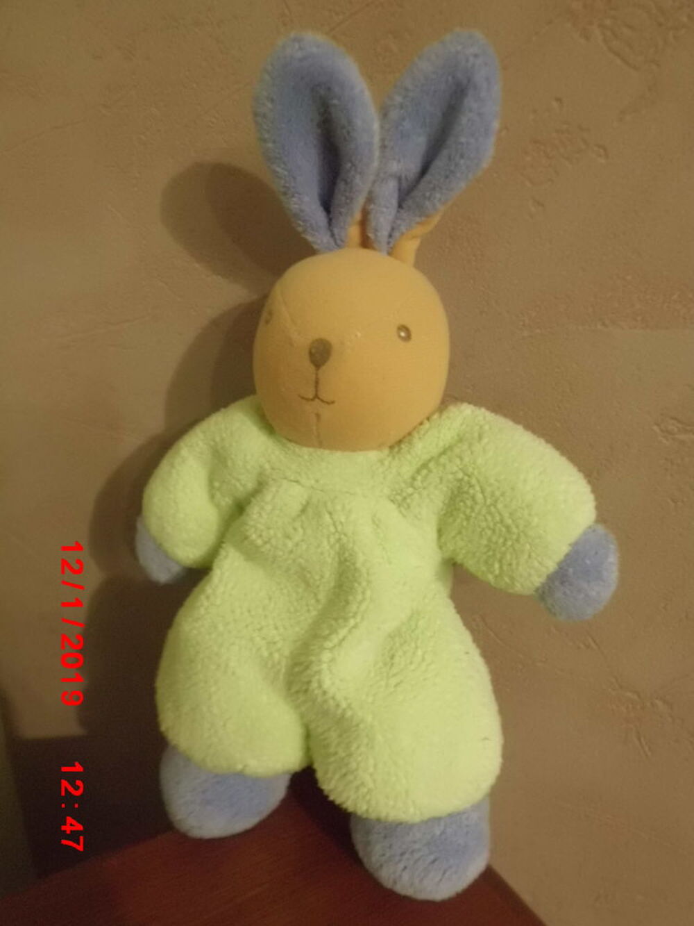 LAPIN VERT ET BLEU AJENA Jeux / jouets