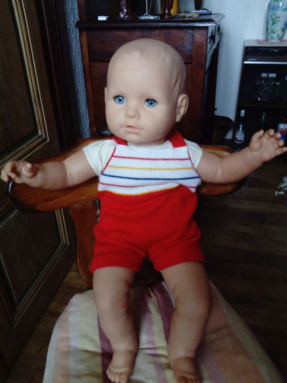 poupon mou avec ces yeux bleu Jeux / jouets