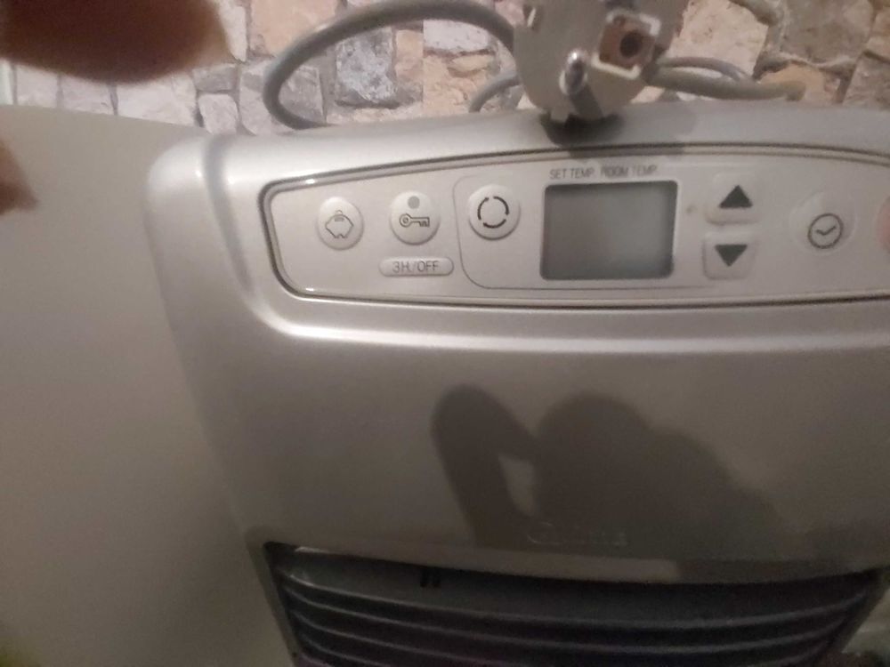 Qlima po&ecirc;le &agrave; p&eacute;trole 50/120 m2 Electroménager