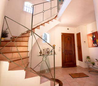  Maison � vendre 9 pi�ces 300 m�