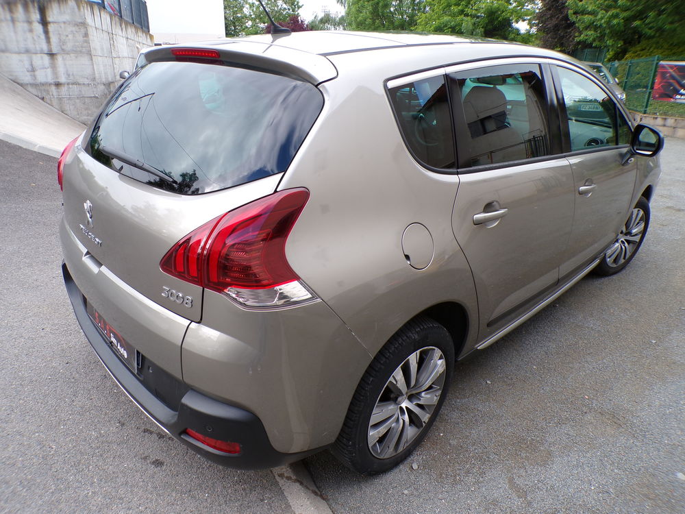 3008 1.6 BlueHDi 120ch S&S BVM6 Access 2015 occasion 42300 Roanne