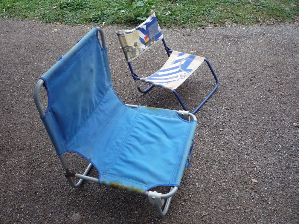 Chaises de plage vintage
Meubles