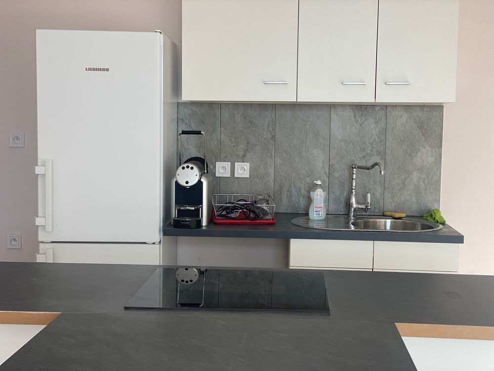 Location Appartement P3 centre nimes Nmes