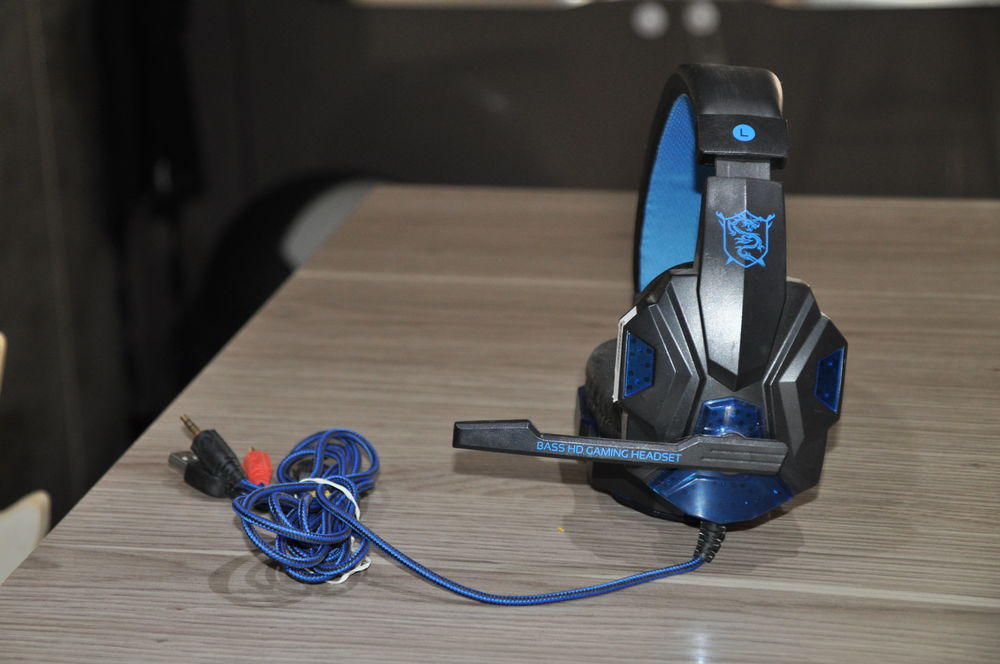 Casque de jeu filaire r&eacute;glable &agrave; 120 &deg; avec microphone Audio et hifi